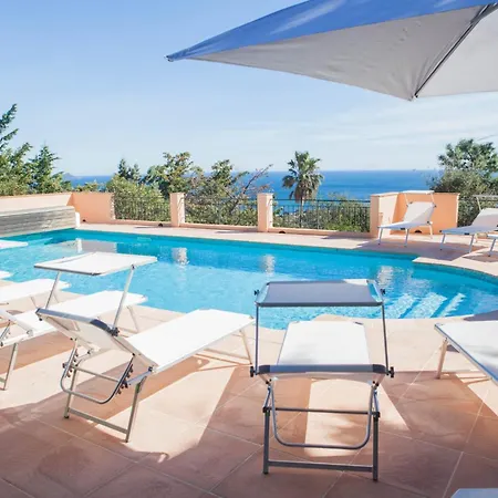 Magnifique Vue 180° - Cassandra Villa Les Issambres